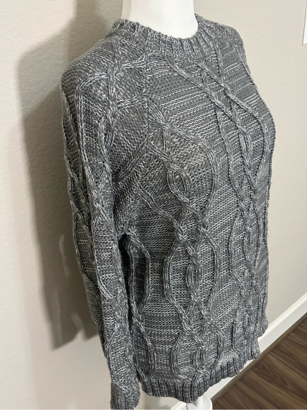 H&M Gray Silver Metallic Marled Oversized Cable Knit Slouchy Fit Sweater Size S